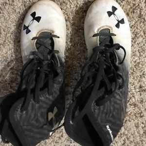 Boys under armor cleats